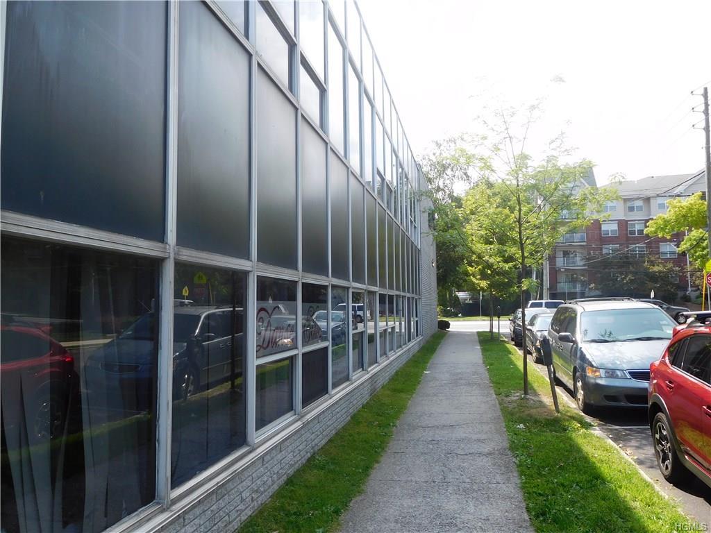 715 Mamaroneck Avenue - Photo 1