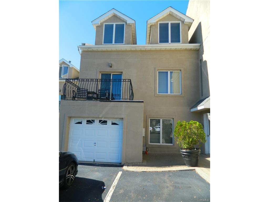 1418 Outlook Avenue - Photo 1