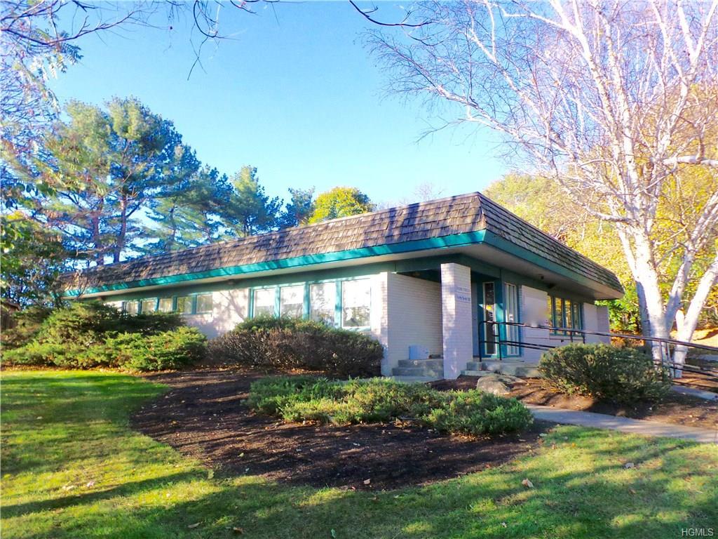 460 Gidney Avenue - Photo 1