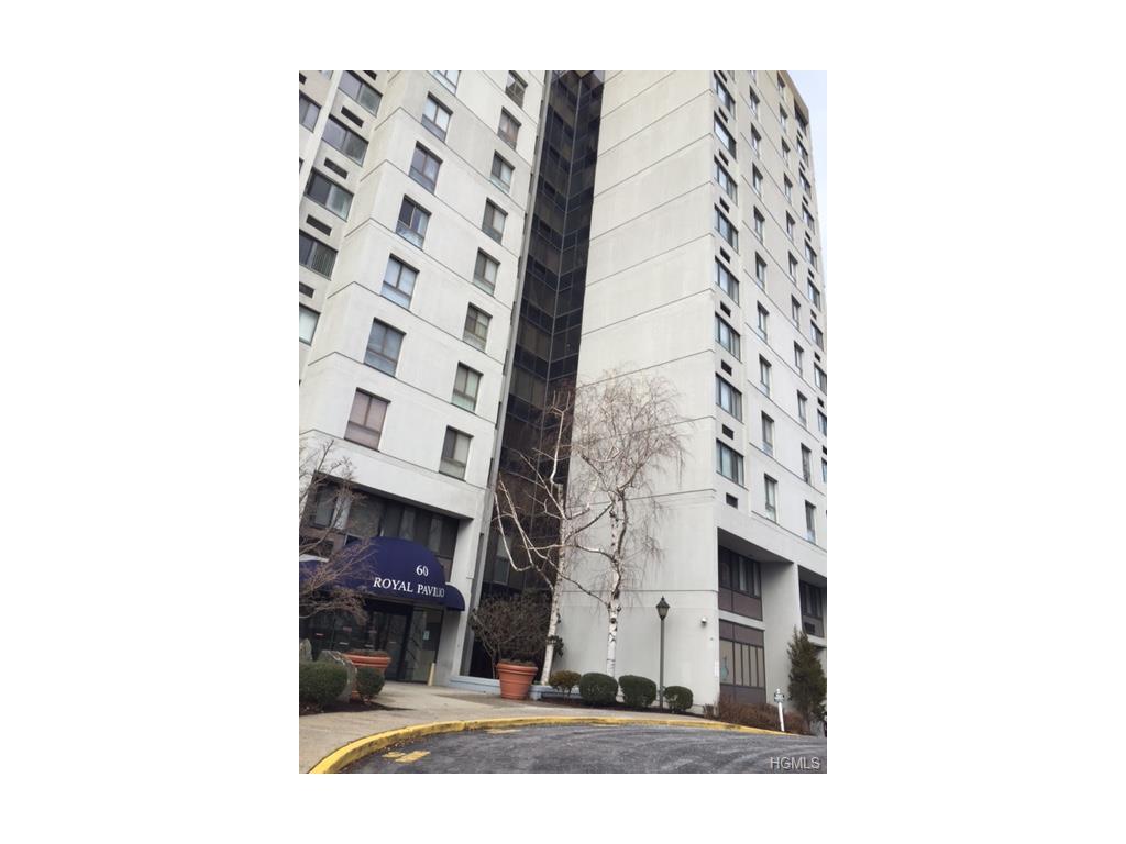 60 Strawberry Hill Avenue - Photo 1