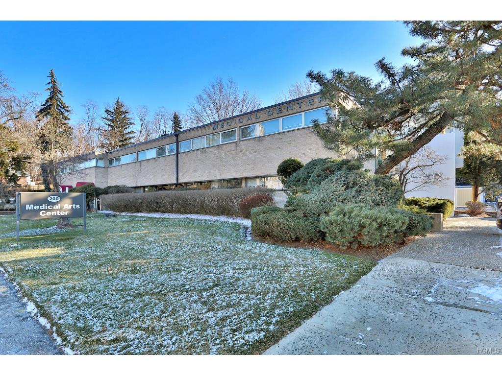200 Broadway - Photo 1