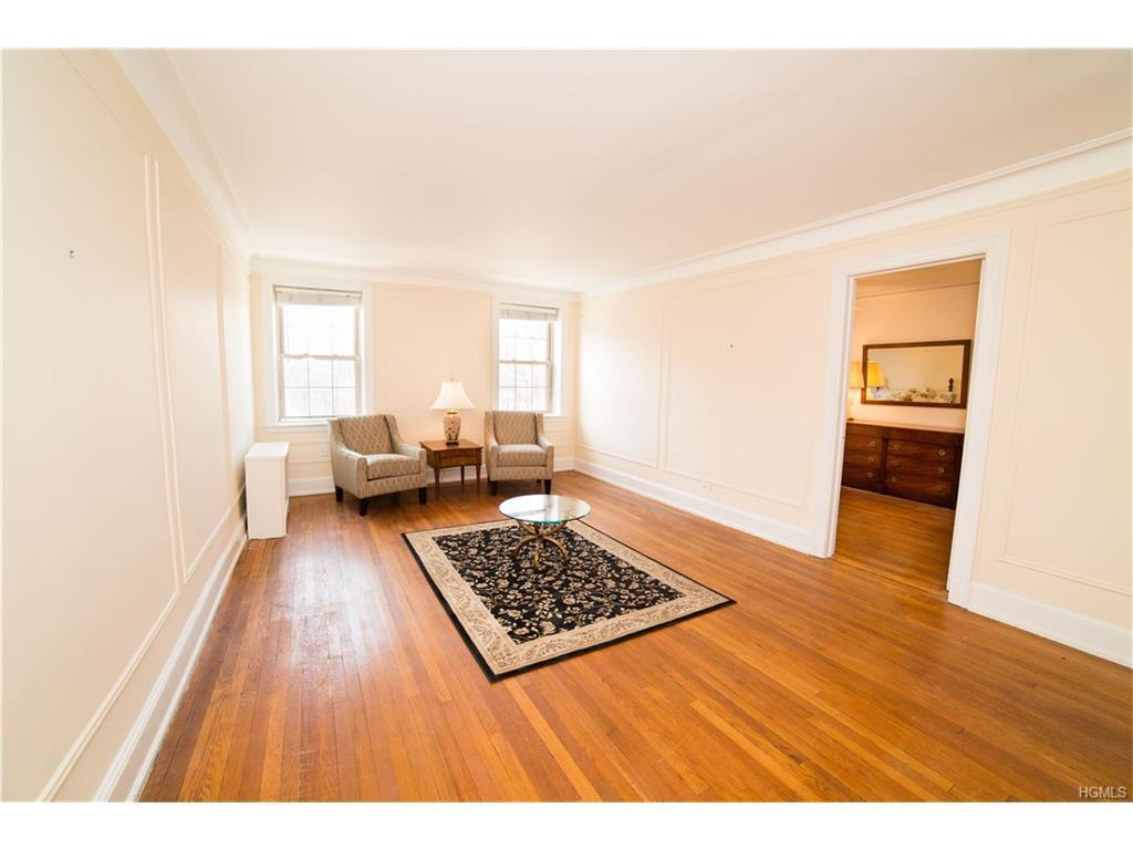 6 Alden Place - Photo 1