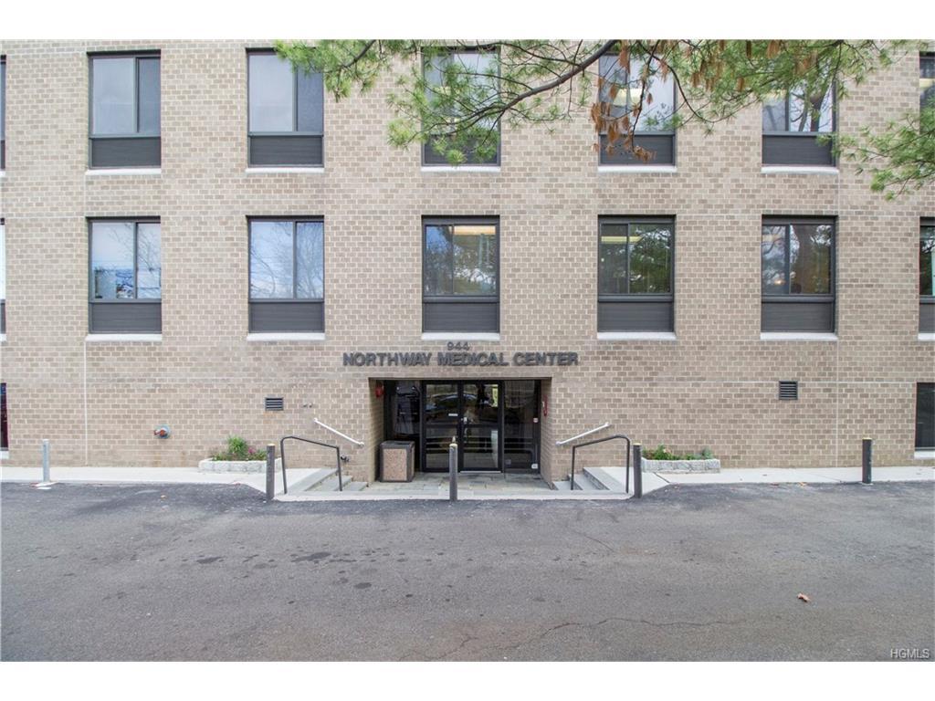 944 Broadway - Photo 1
