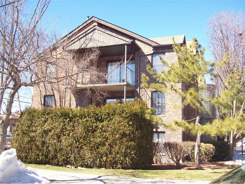 180 Davis Avenue - Photo 1