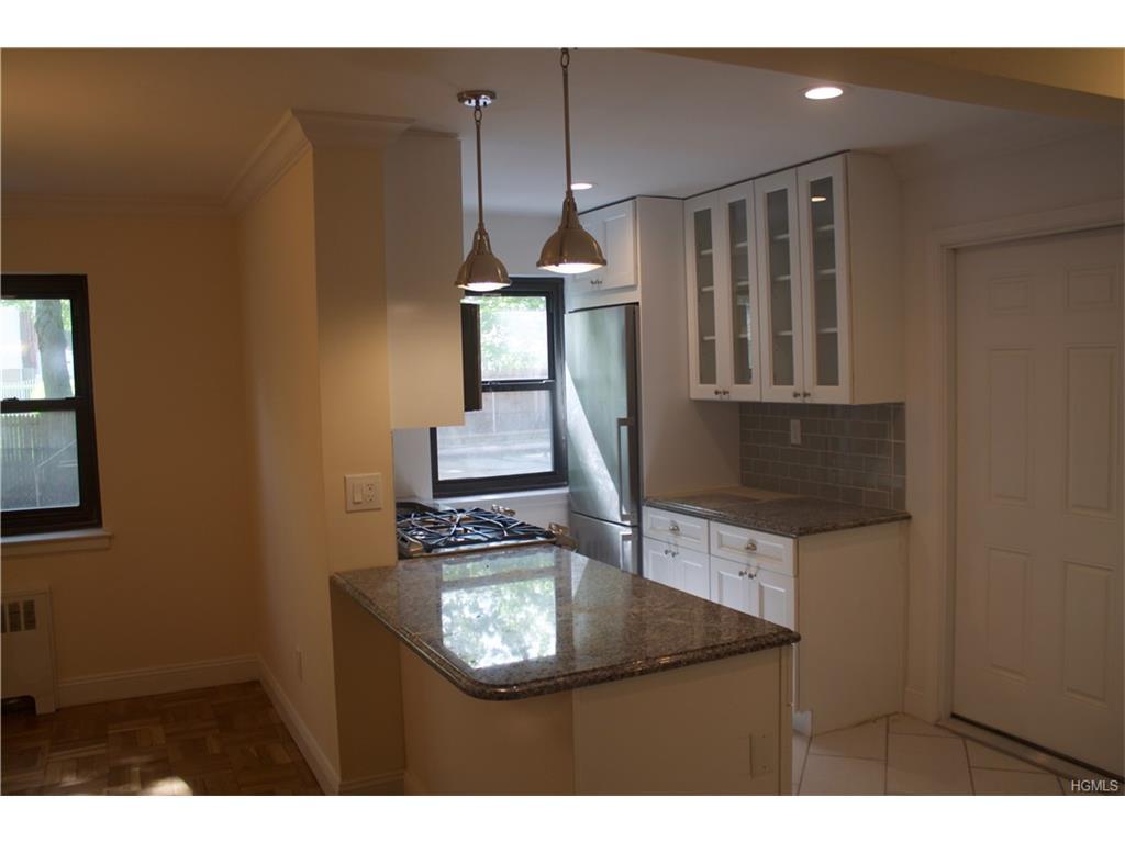 60 White Oak Street - Photo 1
