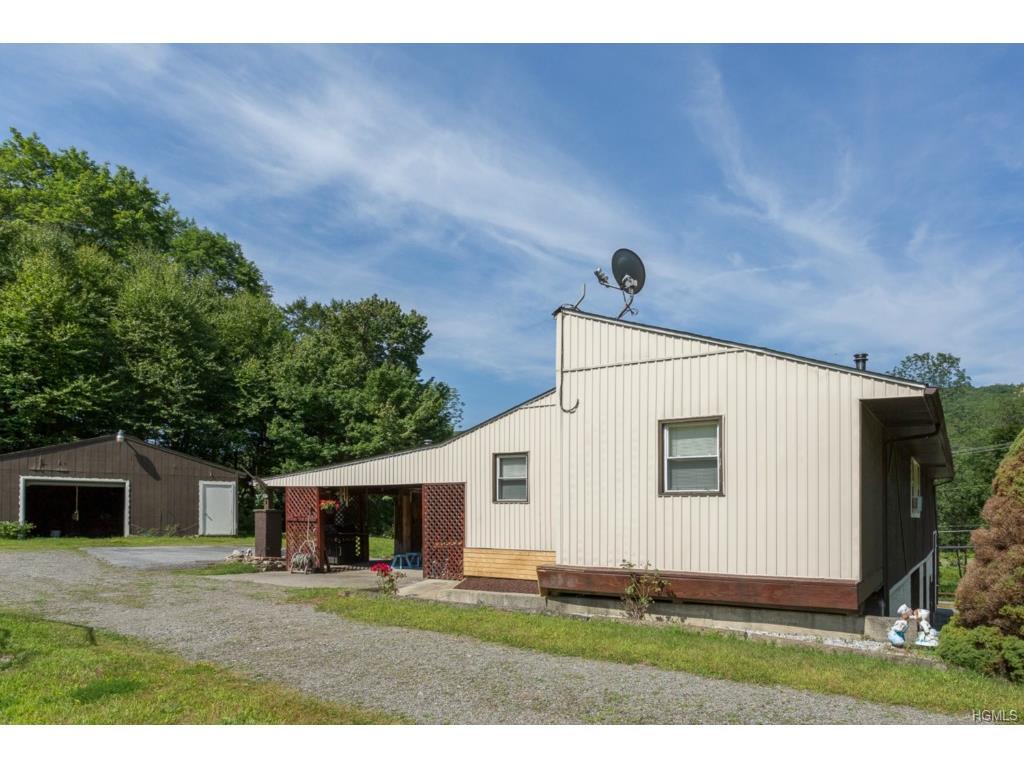1380 Route 9 - Photo 1