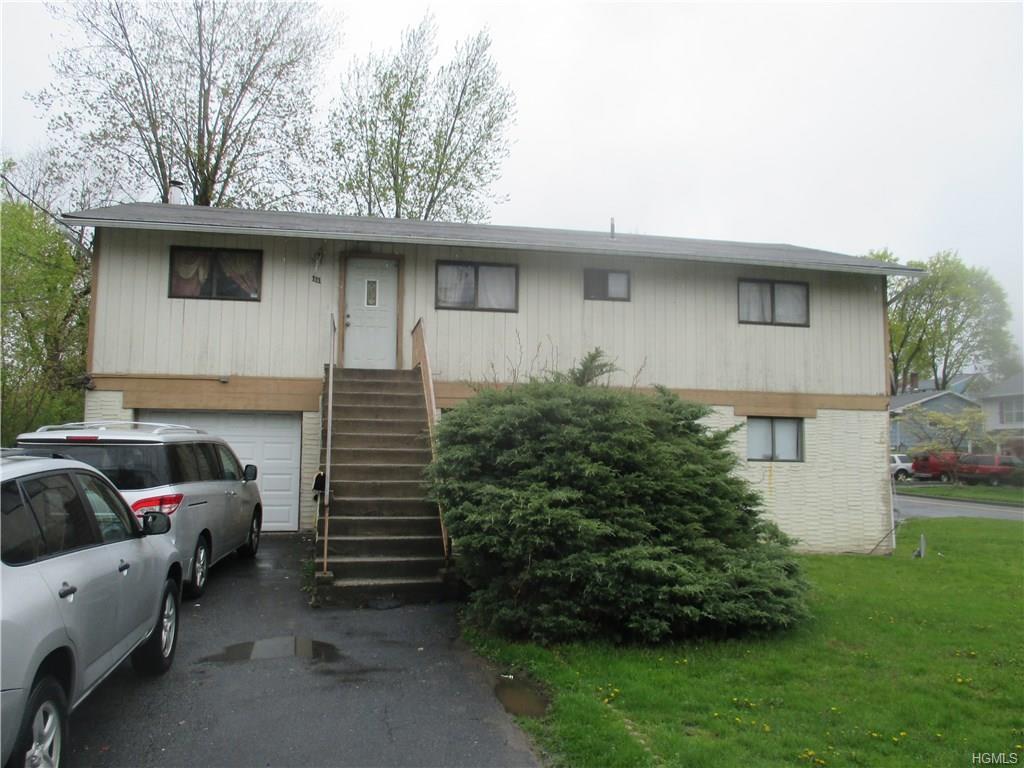111 Manhattan Avenue - Photo 1