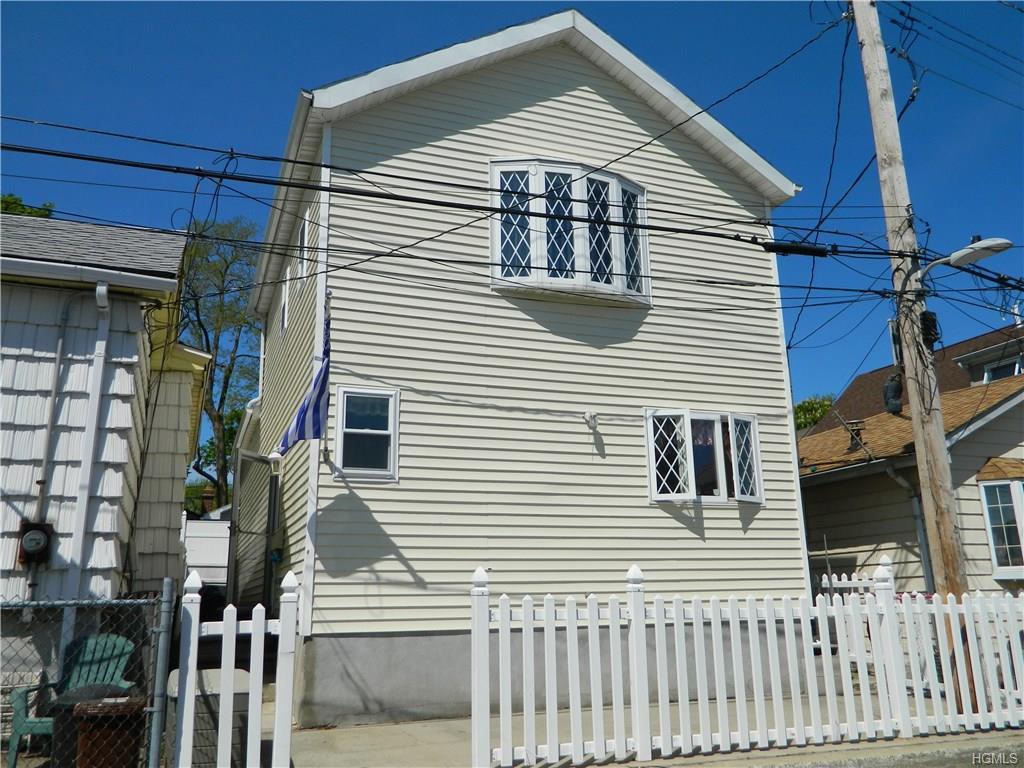 52 Edgewater Park - Photo 1