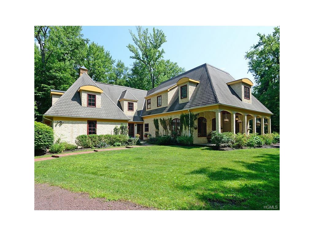 129 Washington Spring Road - Photo 1