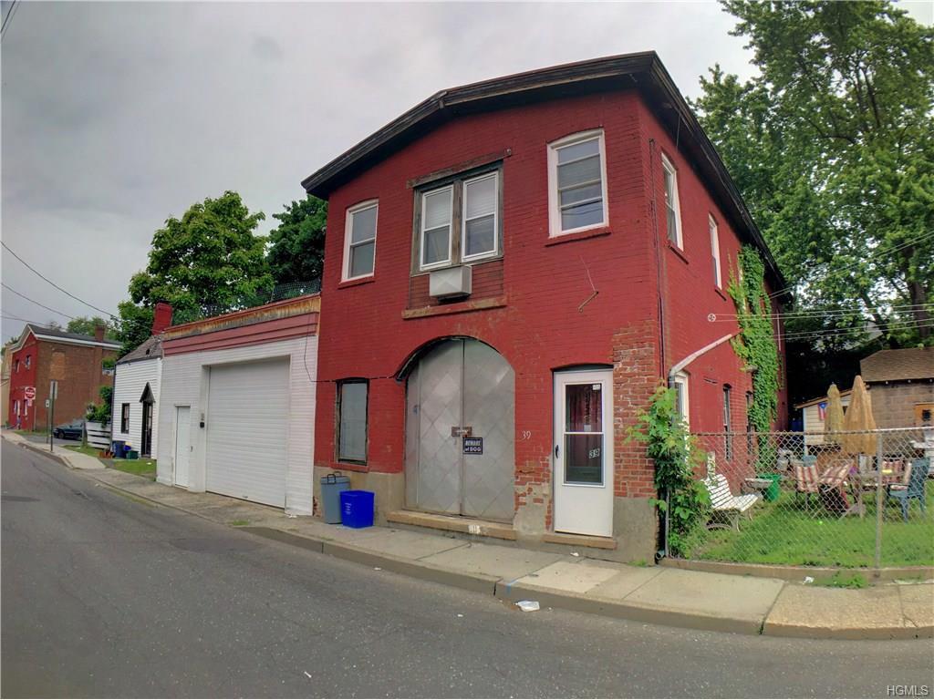 19 Middle Street - Photo 1