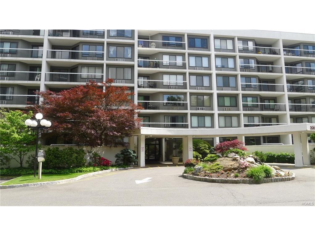 200 High Point Drive - Photo 1