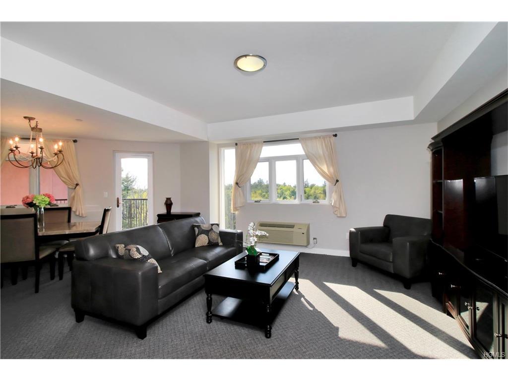 685 Broadway - Photo 1