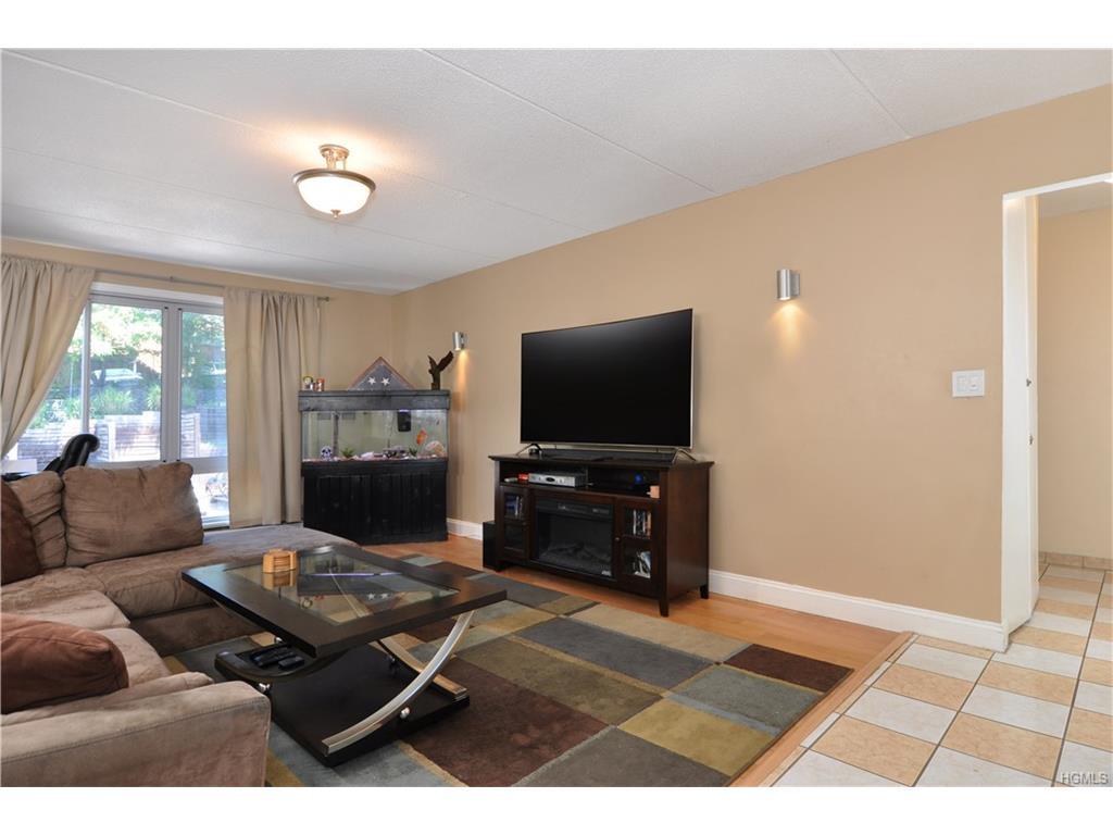 399 Broadway - Photo 1