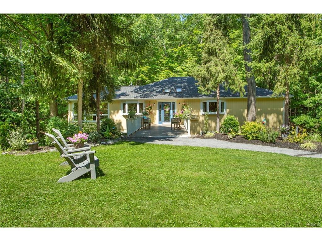 439 Lake Drive - Photo 1