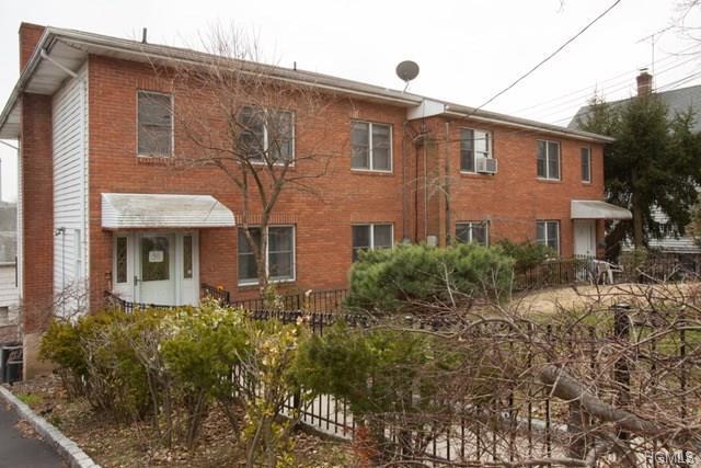 36-38 Hobby Street - Photo 1