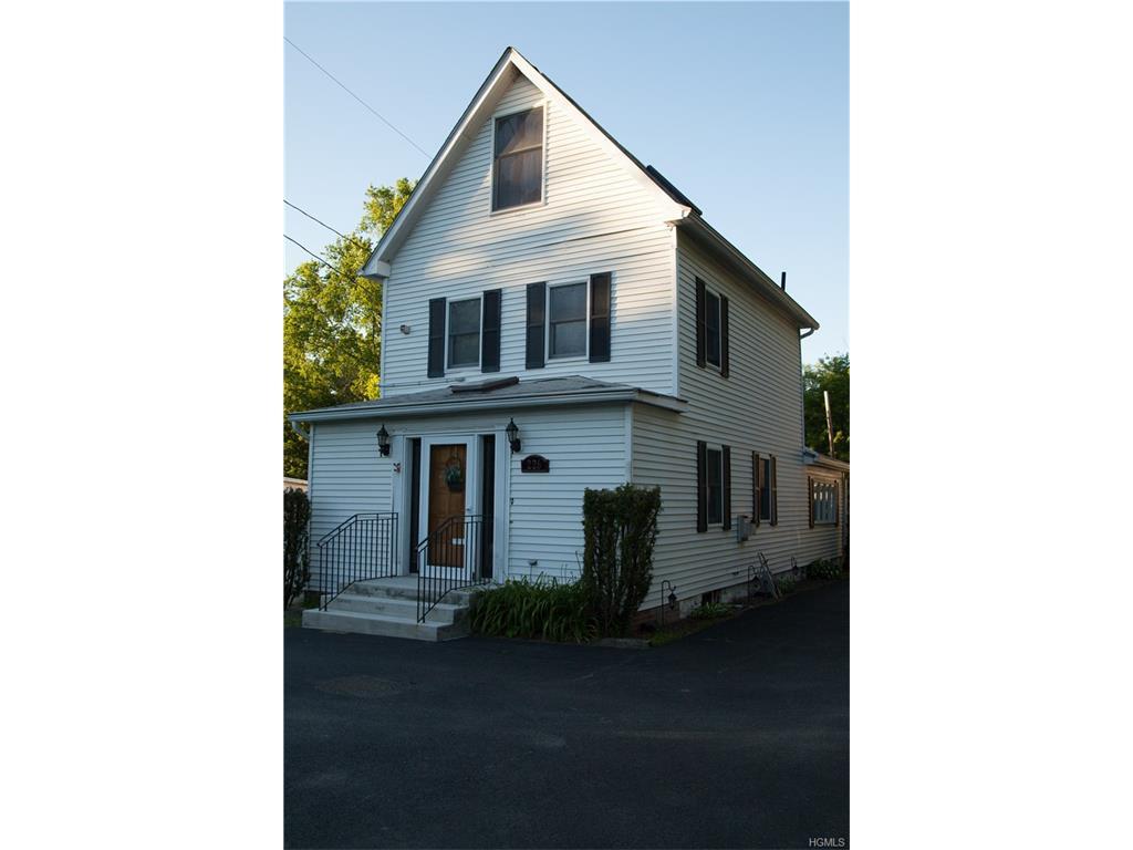 226 Monhagen Avenue - Photo 1