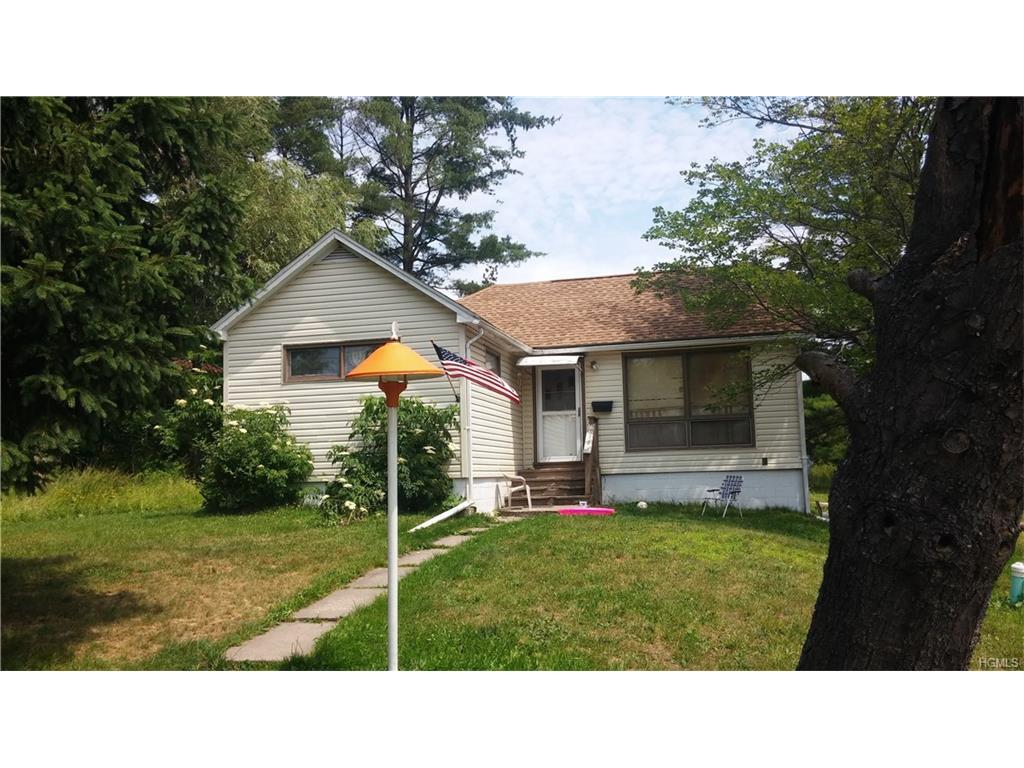 6 Mager Avenue - Photo 1