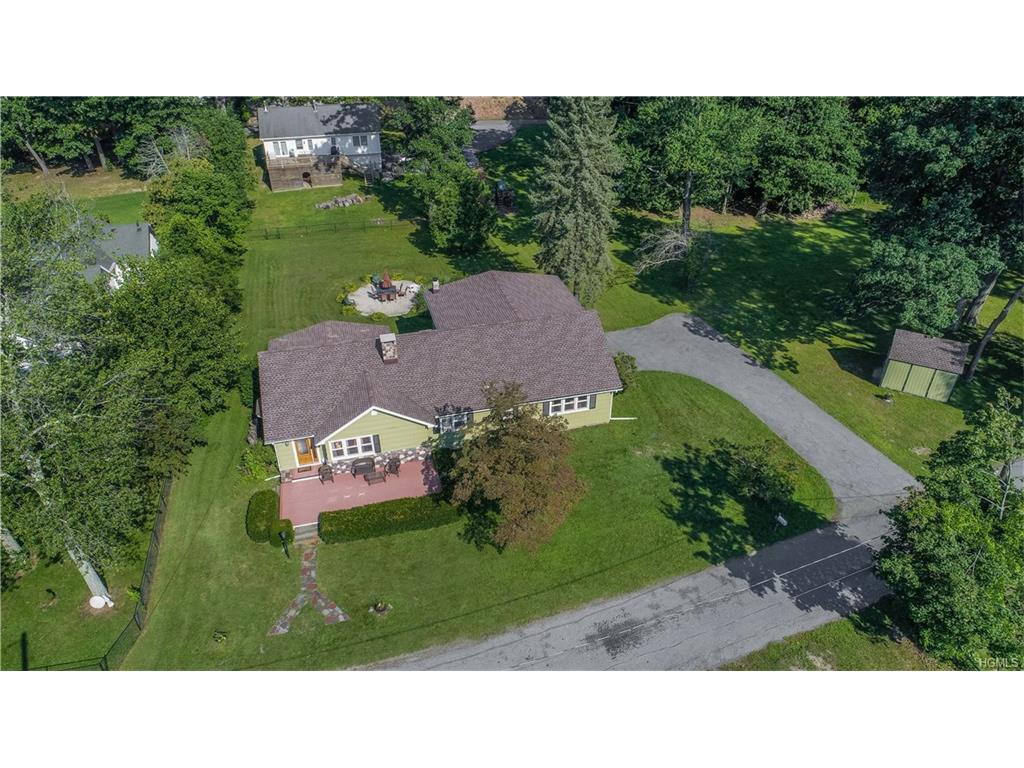 3 Grove Avenue - Photo 1