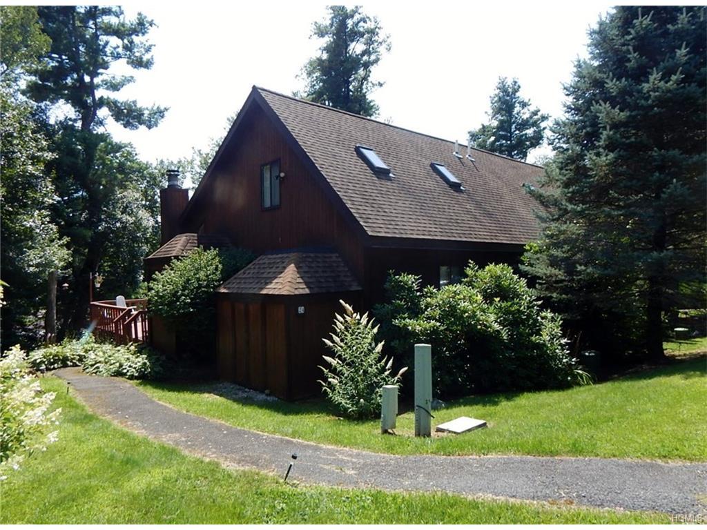 24 Lakeview Terrace - Photo 1