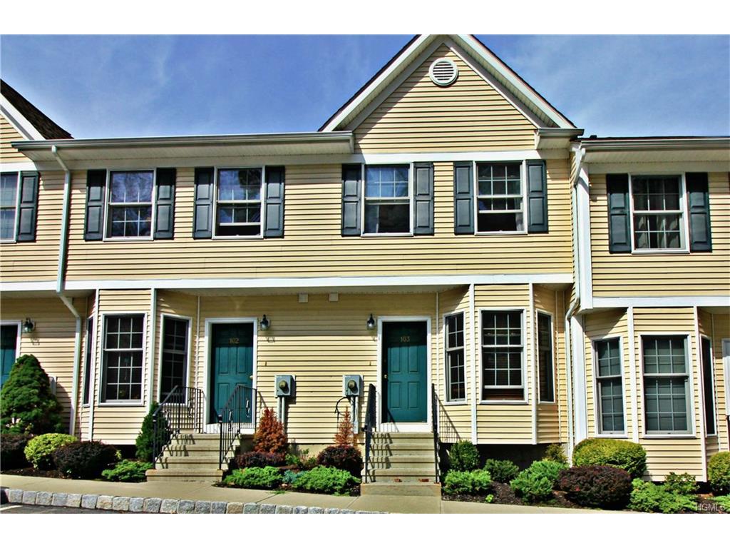 103 Alexandra Court - Photo 1