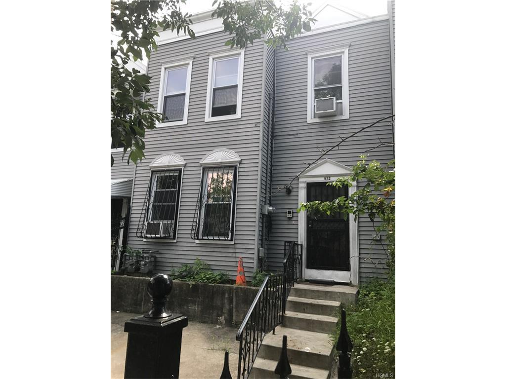 972 178 Street - Photo 1