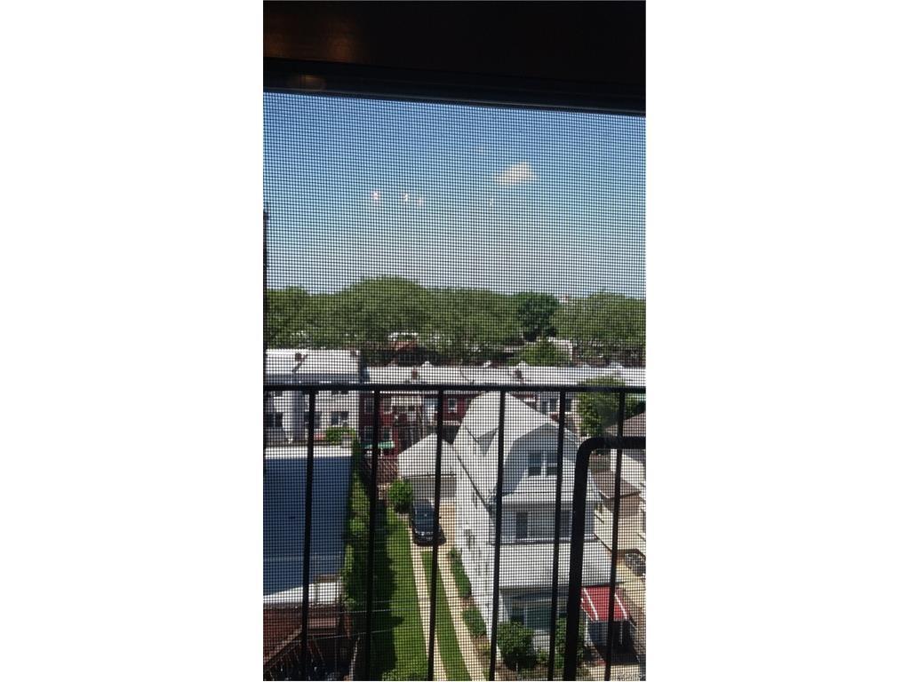 2427 29th Street - Photo 1