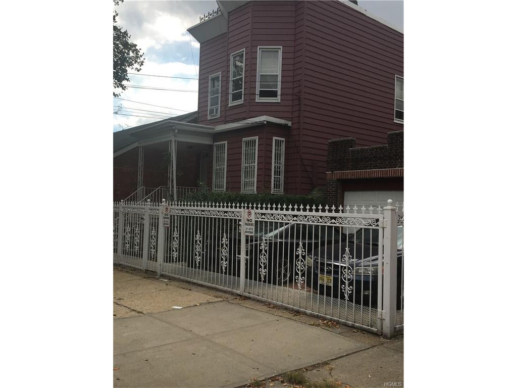 1275 Pugsley Avenue - Photo 1