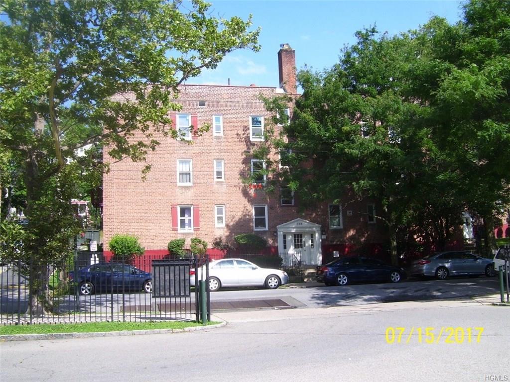 144 Ravine Avenue - Photo 1