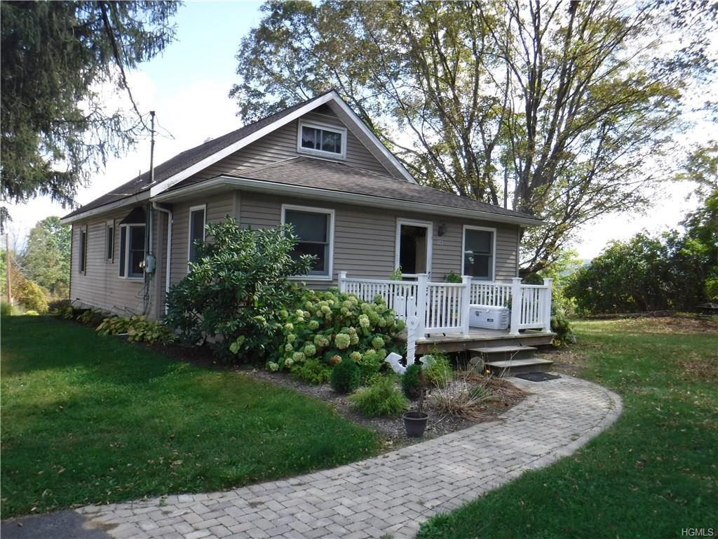 392 Lower Road - Photo 1