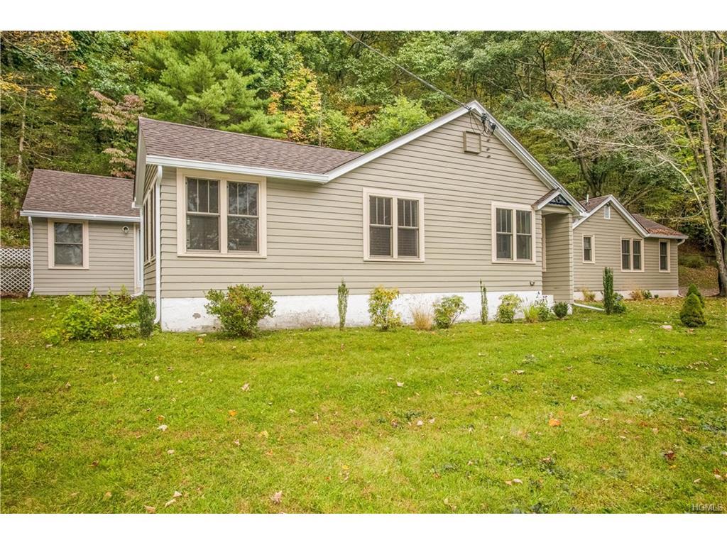 77 Canaan Road - Photo 1