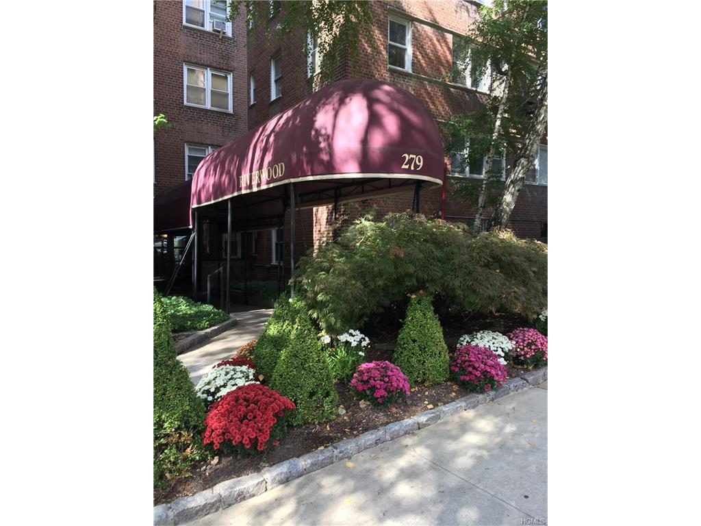 279 Broadway - Photo 1