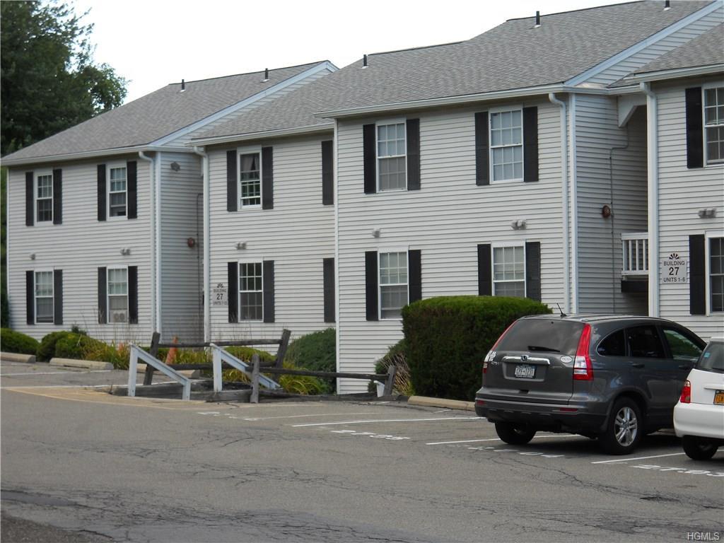 27 Lexington Hill - Photo 1
