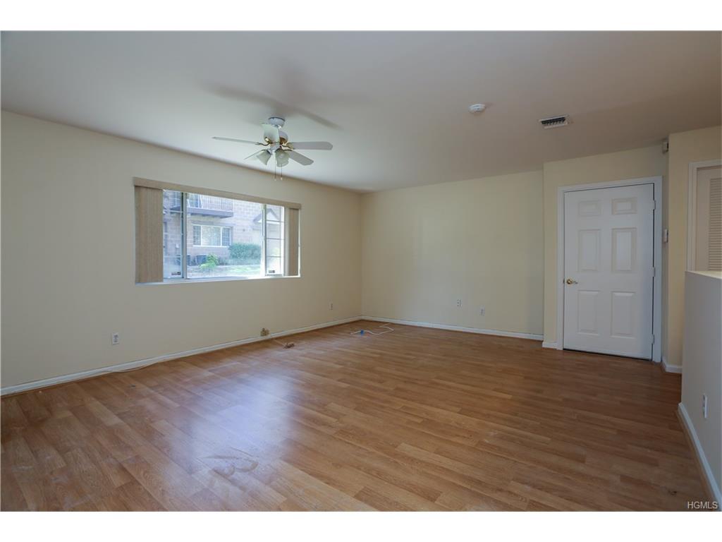 16 Klint Court - Photo 1