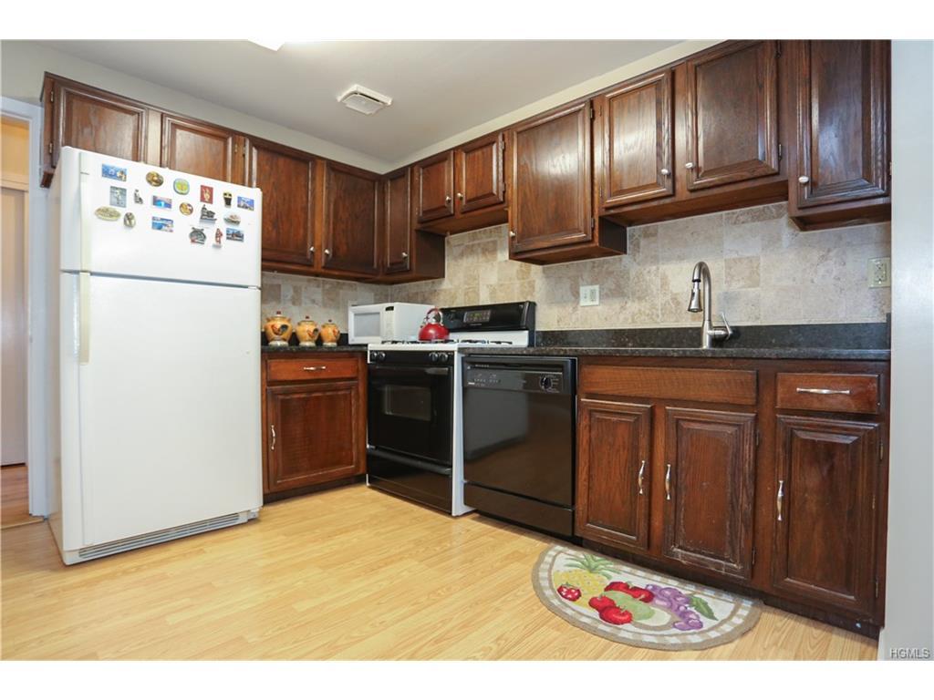 323 Country Club - Photo 1
