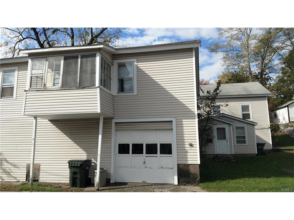 10 Wyandotte Avenue - Photo 1