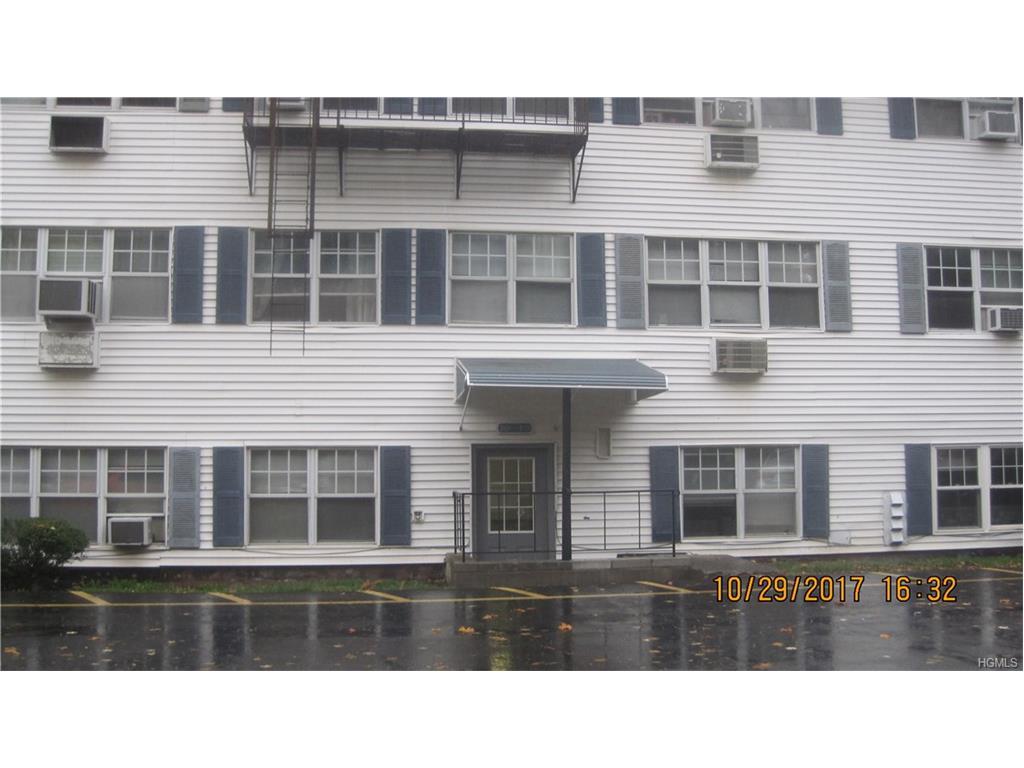 3104 Barclay Manor - Photo 1