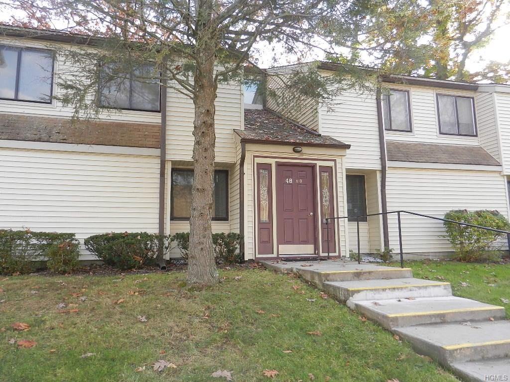 48 Jefferson Oval - Photo 1