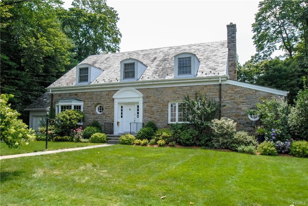 11 Oak Avenue - Photo 1