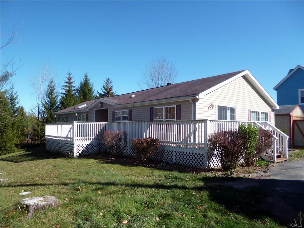 15 Waldorf Avenue - Photo 1