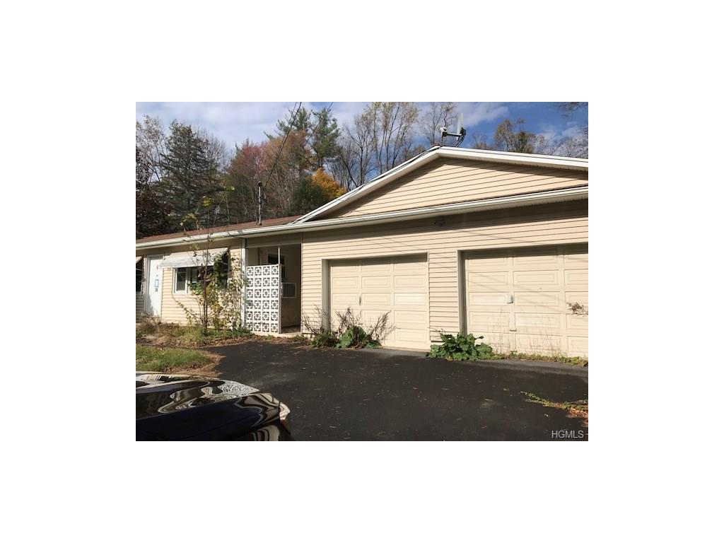 36 Carlo Drive - Photo 1