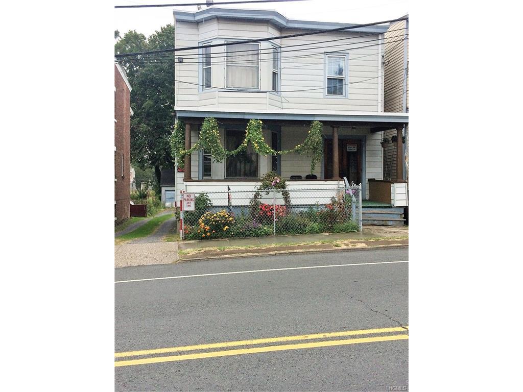 37 Robinson Avenue - Photo 1