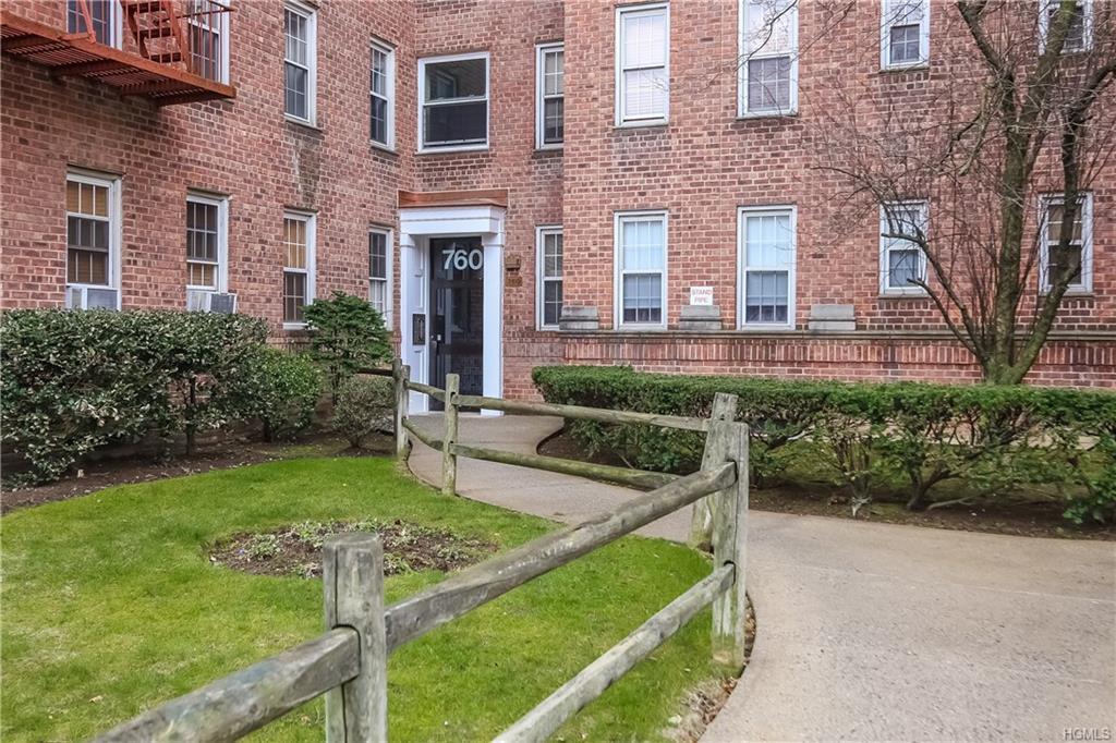 760 Bronx River Road - Photo 1