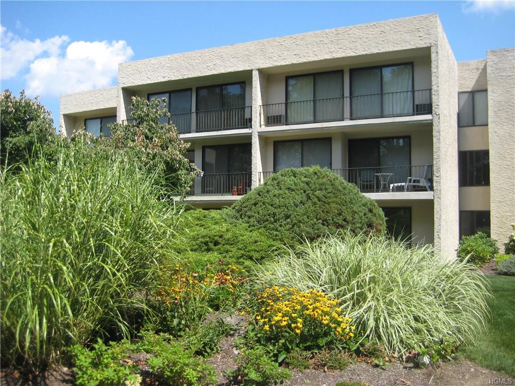 152 Overlook Avenue - Photo 1