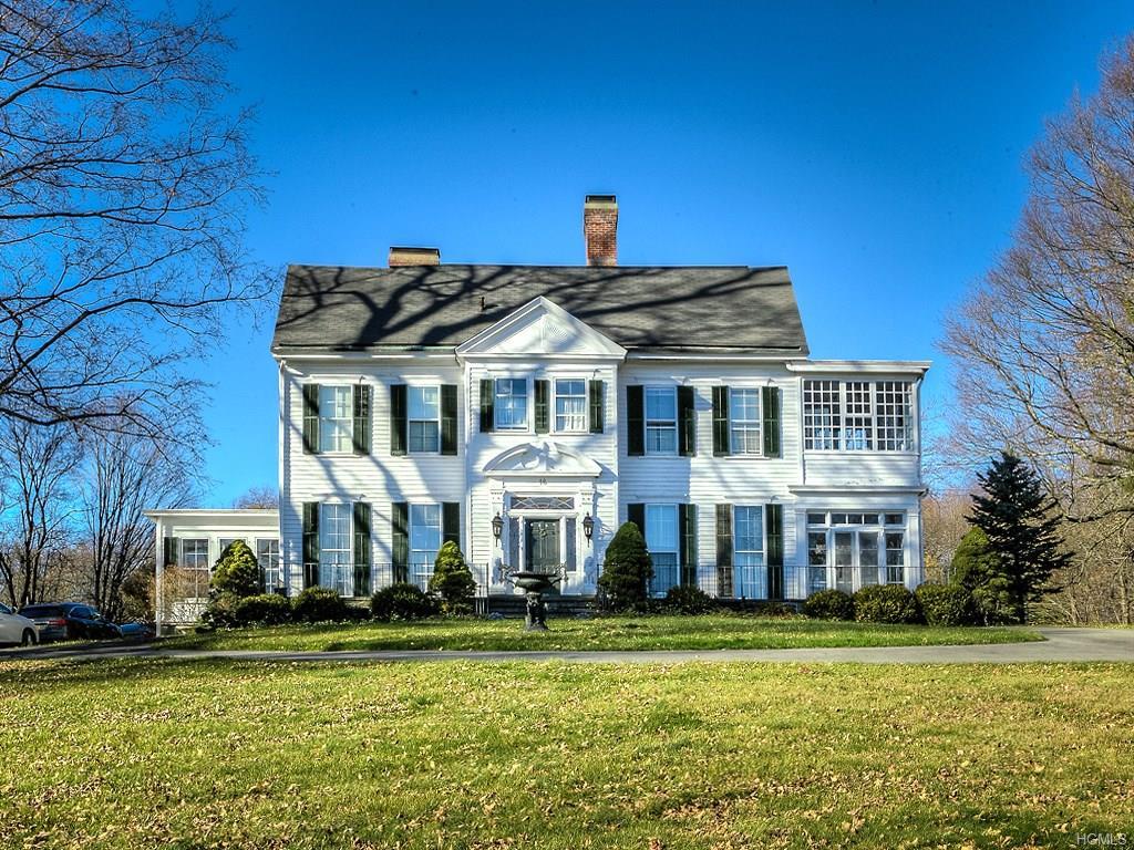 18 Golden Hill Avenue - Photo 1