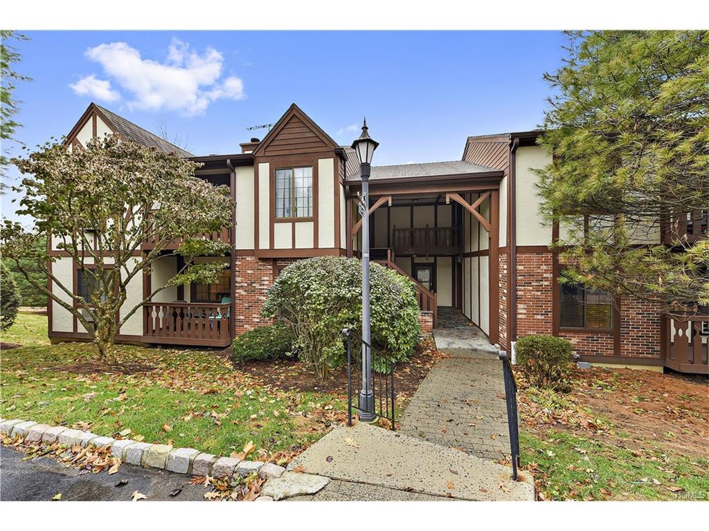 115 Foxwood Circle - Photo 1