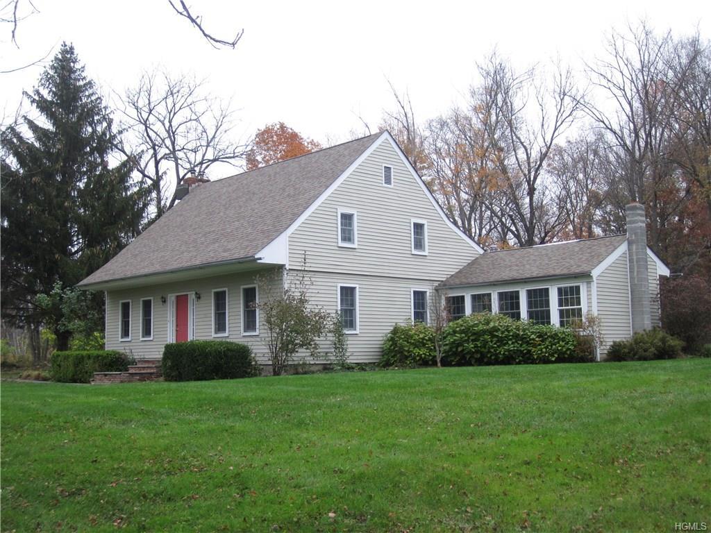 894 Hill Avenue - Photo 1