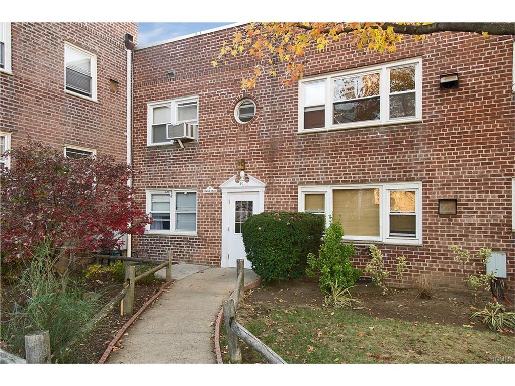10 Leewood Circle - Photo 1