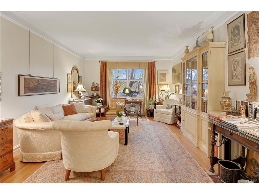 1 Bronxville Road - Photo 1