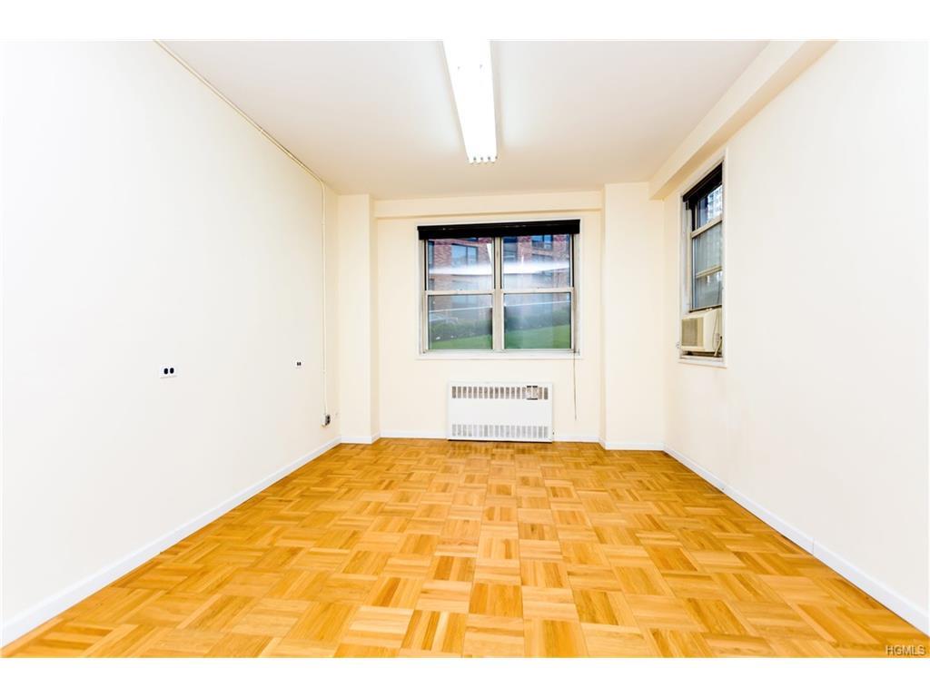 3530 Henry Hudson - Photo 1