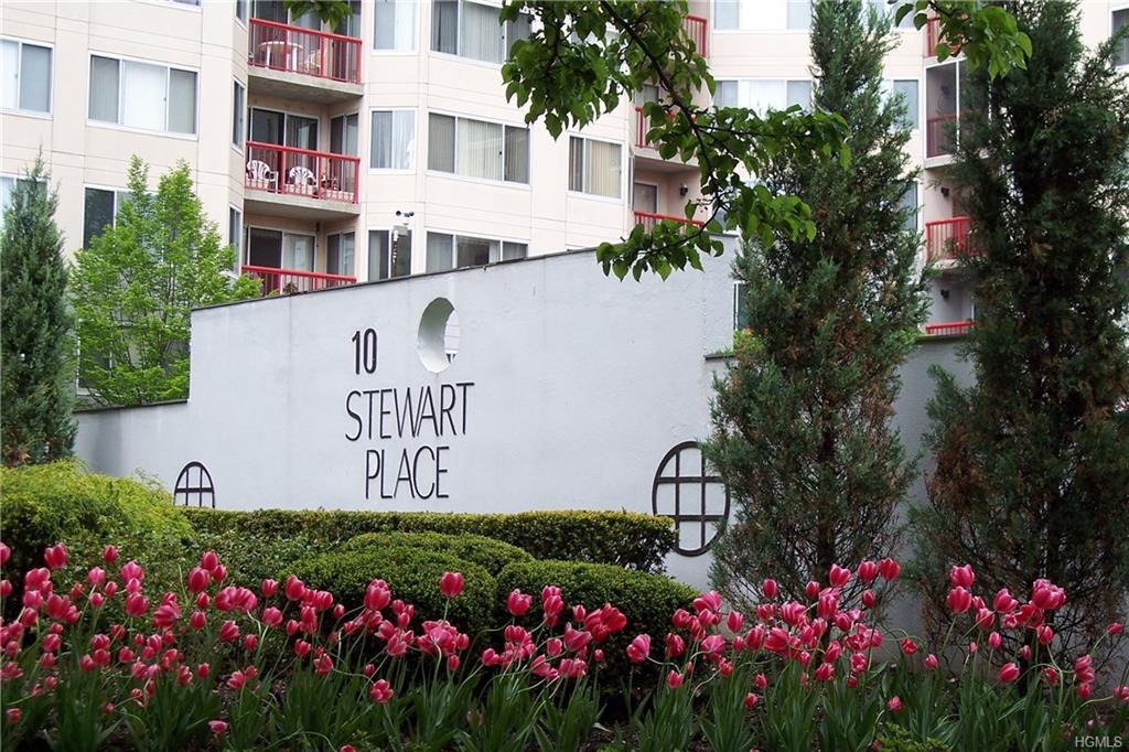 10 Stewart Place - Photo 1